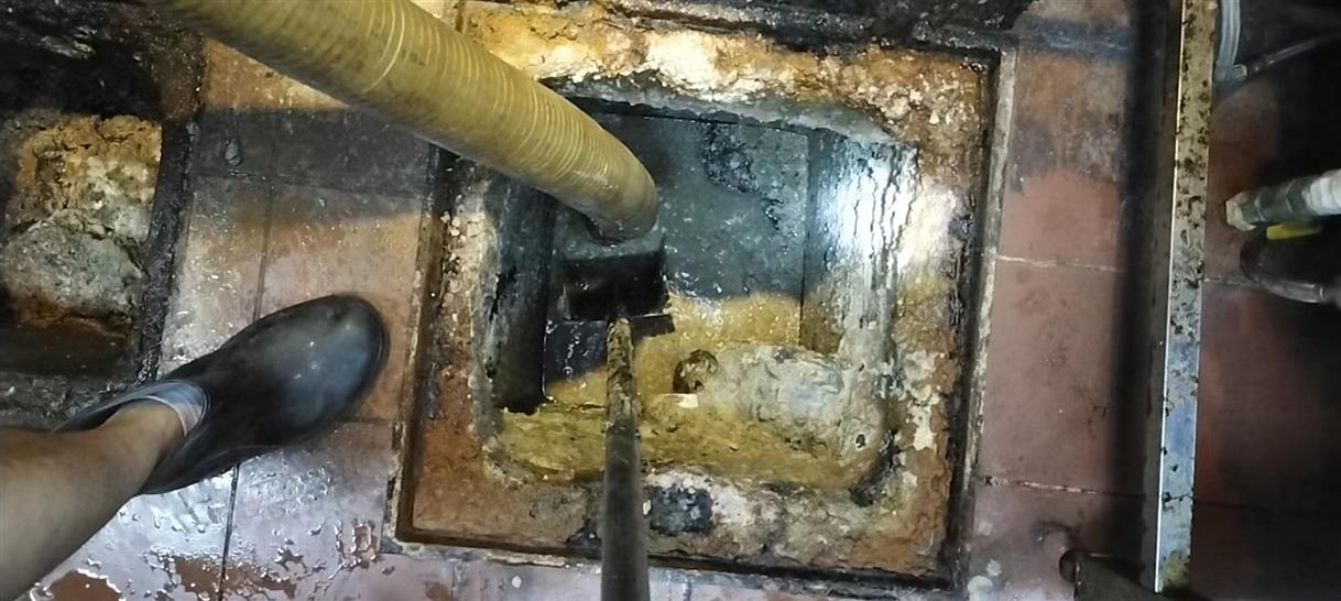 江汉化油池清理-污水池清掏