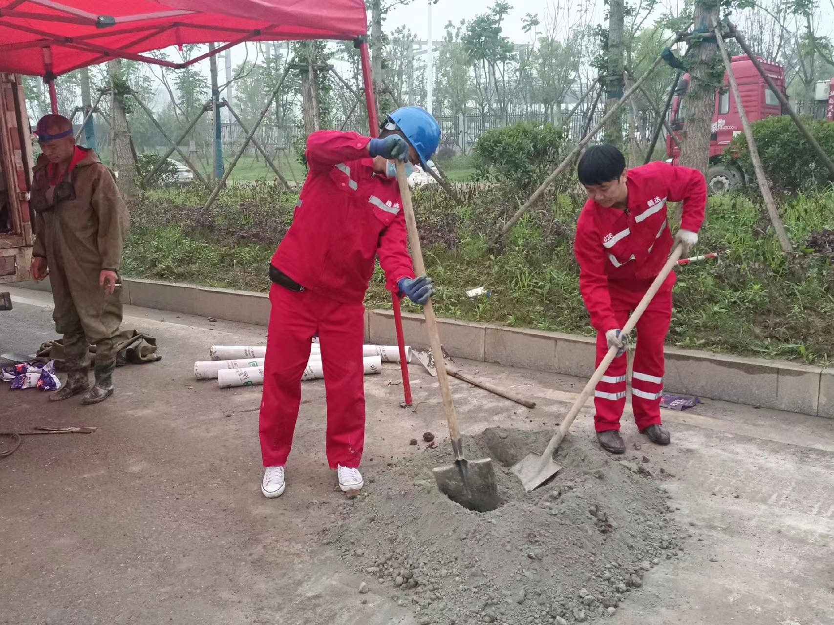 江汉管道疏通哪家好】及时进行市政管道清淤